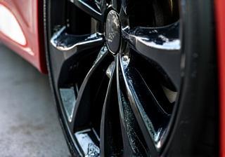 Detailing car wheels and tires